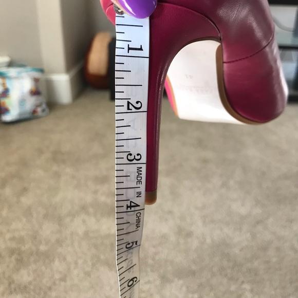 Shoes - Picture 5 of 5